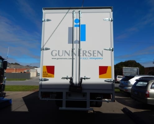 curtain sider, tautliner, taut liner,